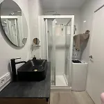 Renovated Mikky Close Apartment Marbella
