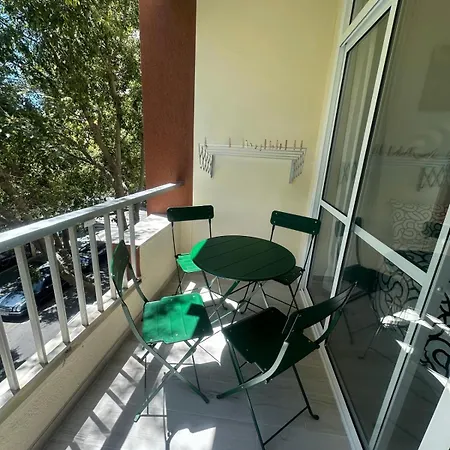 Renovated Mikky Close