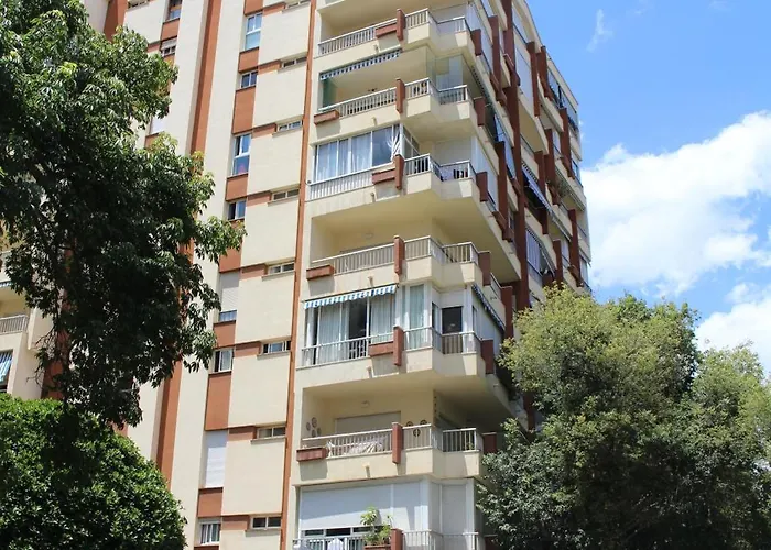 Renovated Mikky Close Марбелья